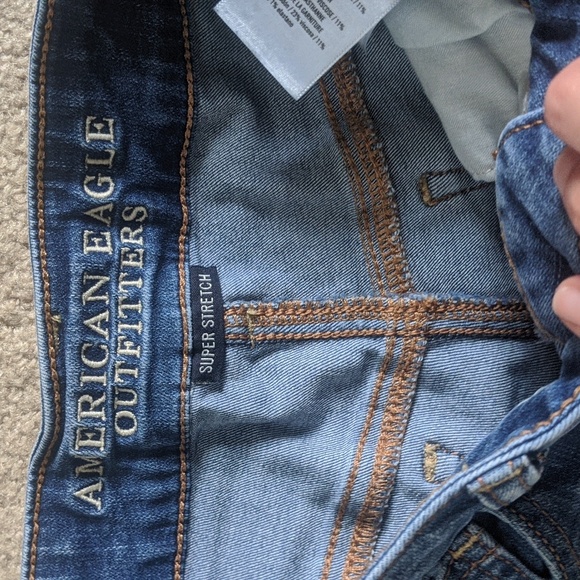 American Eagle Short shorts - Picture 2 of 3